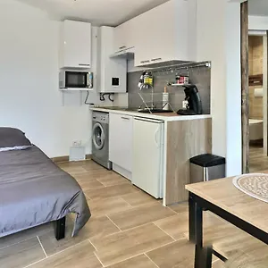 bleu-lavande-coquet-appartement-ambiance-village.fr-provencehotel.com/